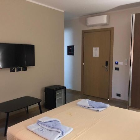 Ritson Hotel Vlorë 외부 사진