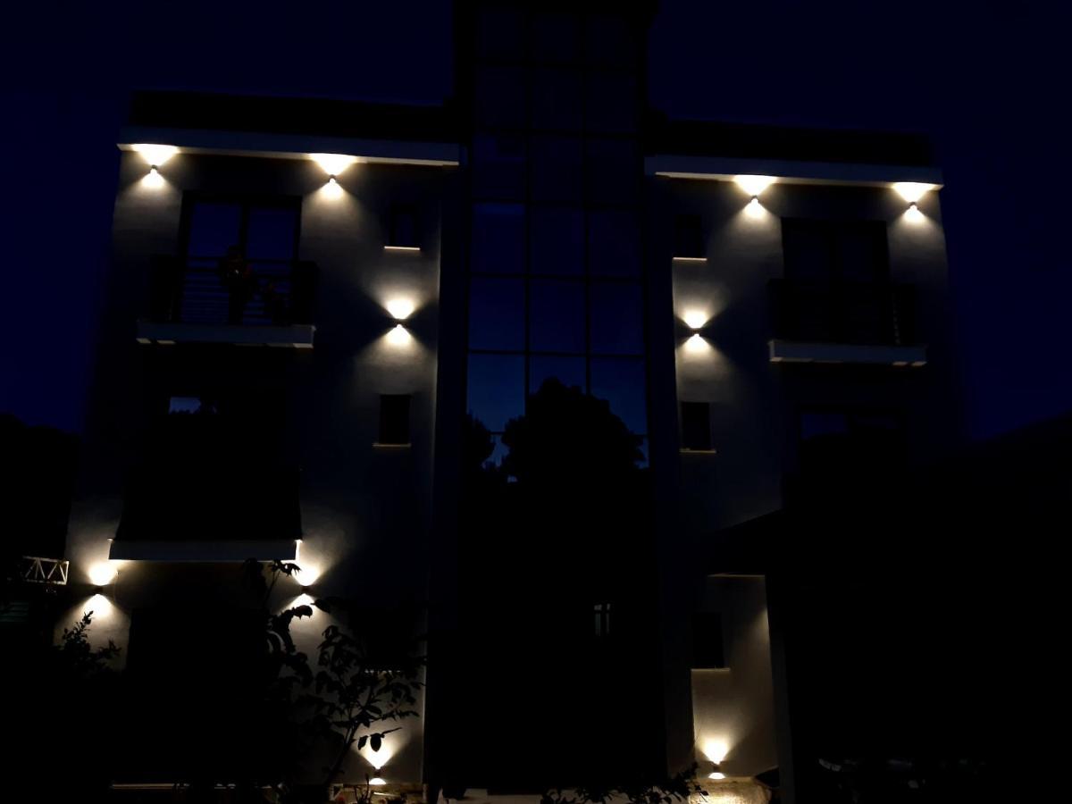 Ritson Hotel Vlorë 외부 사진