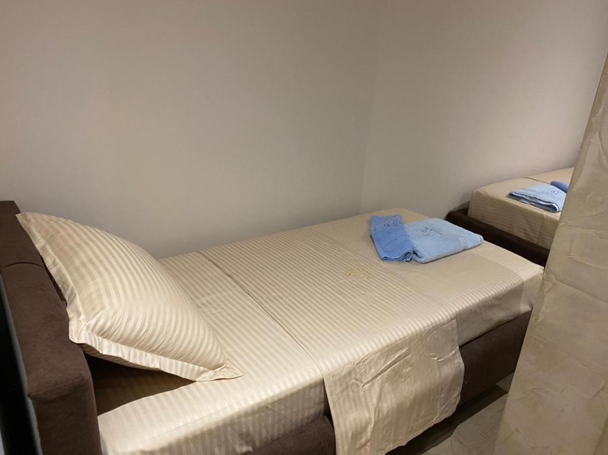Ritson Hotel Vlorë 외부 사진