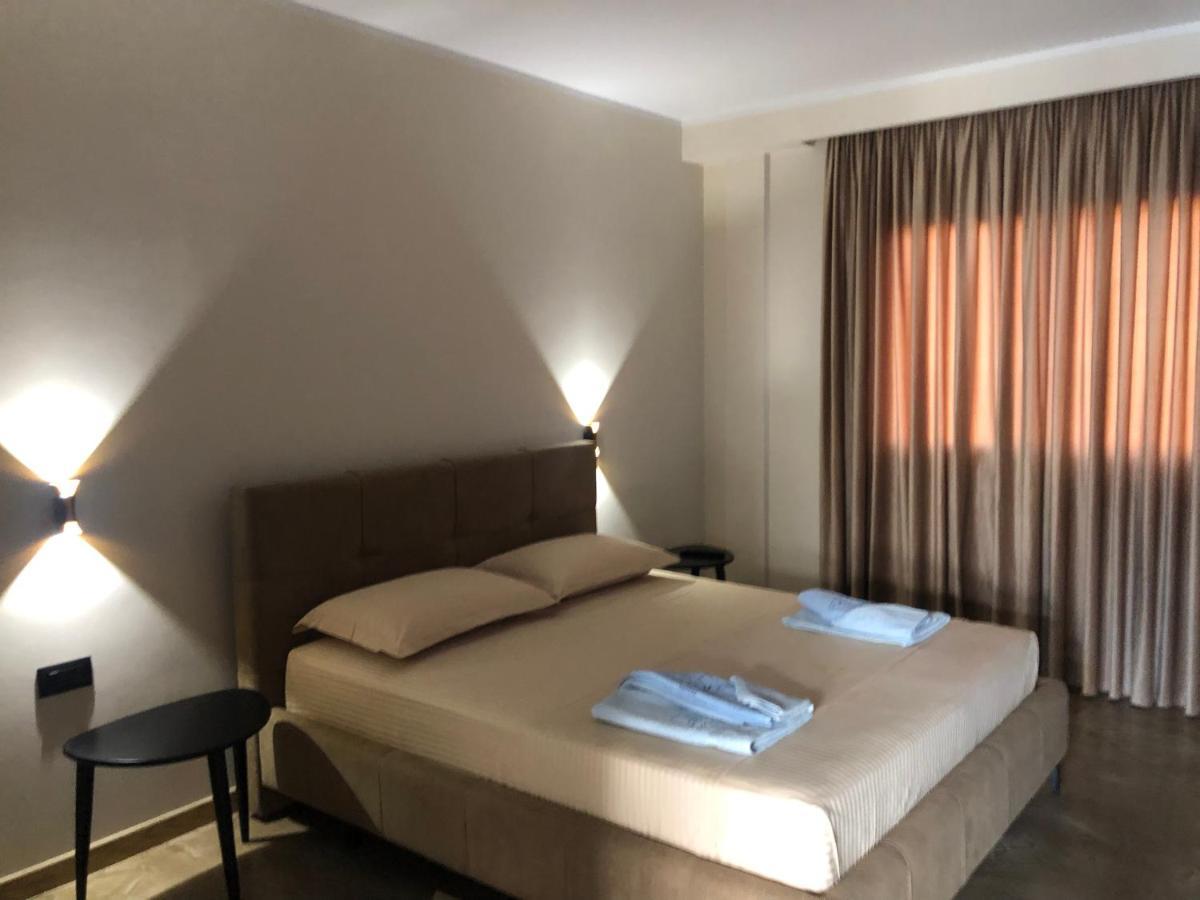 Ritson Hotel Vlorë 외부 사진