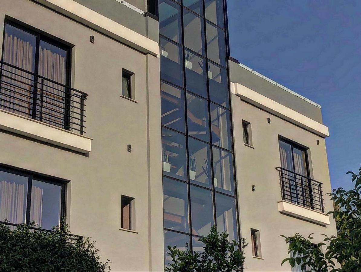 Ritson Hotel Vlorë 외부 사진