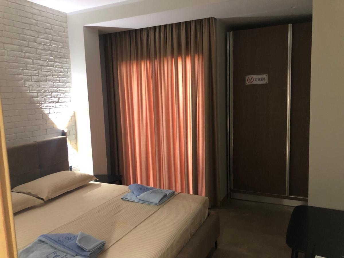 Ritson Hotel Vlorë 외부 사진