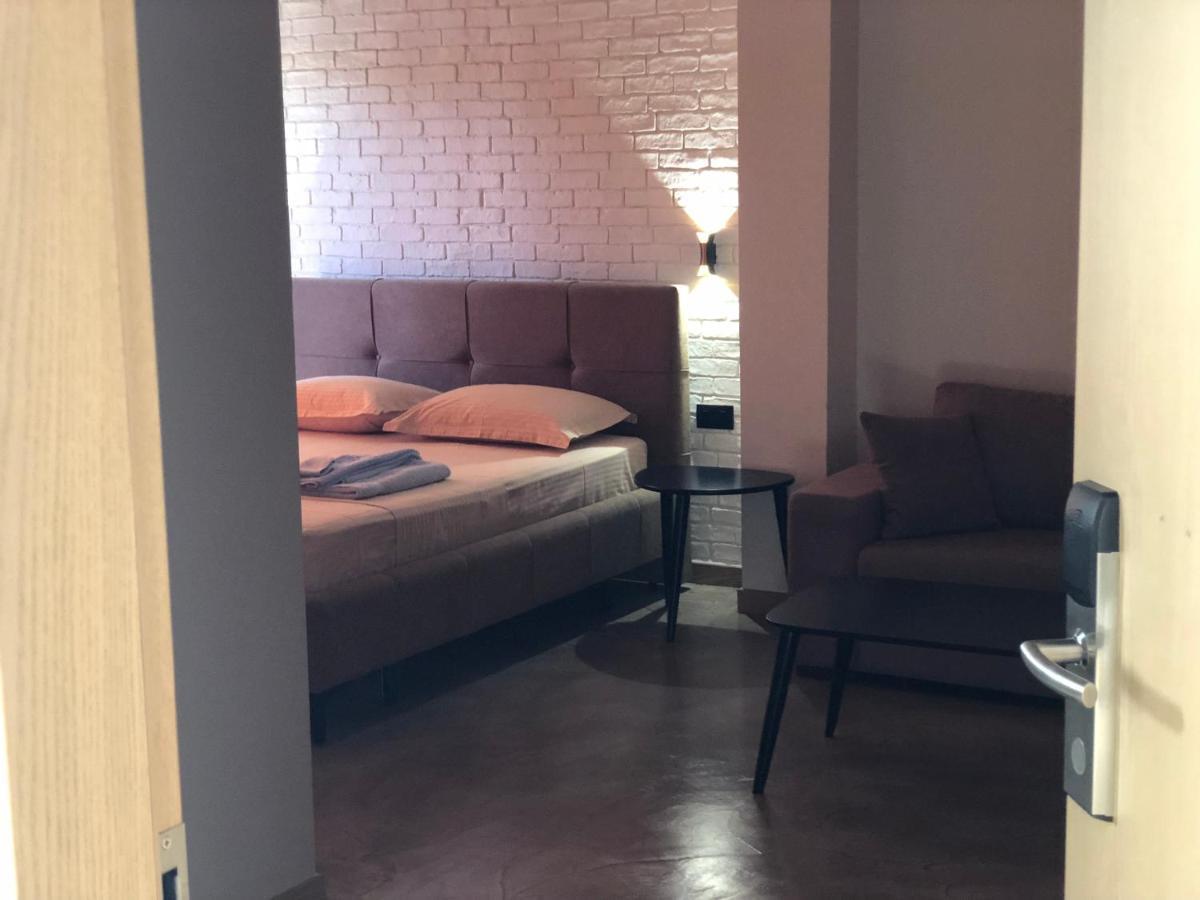 Ritson Hotel Vlorë 외부 사진