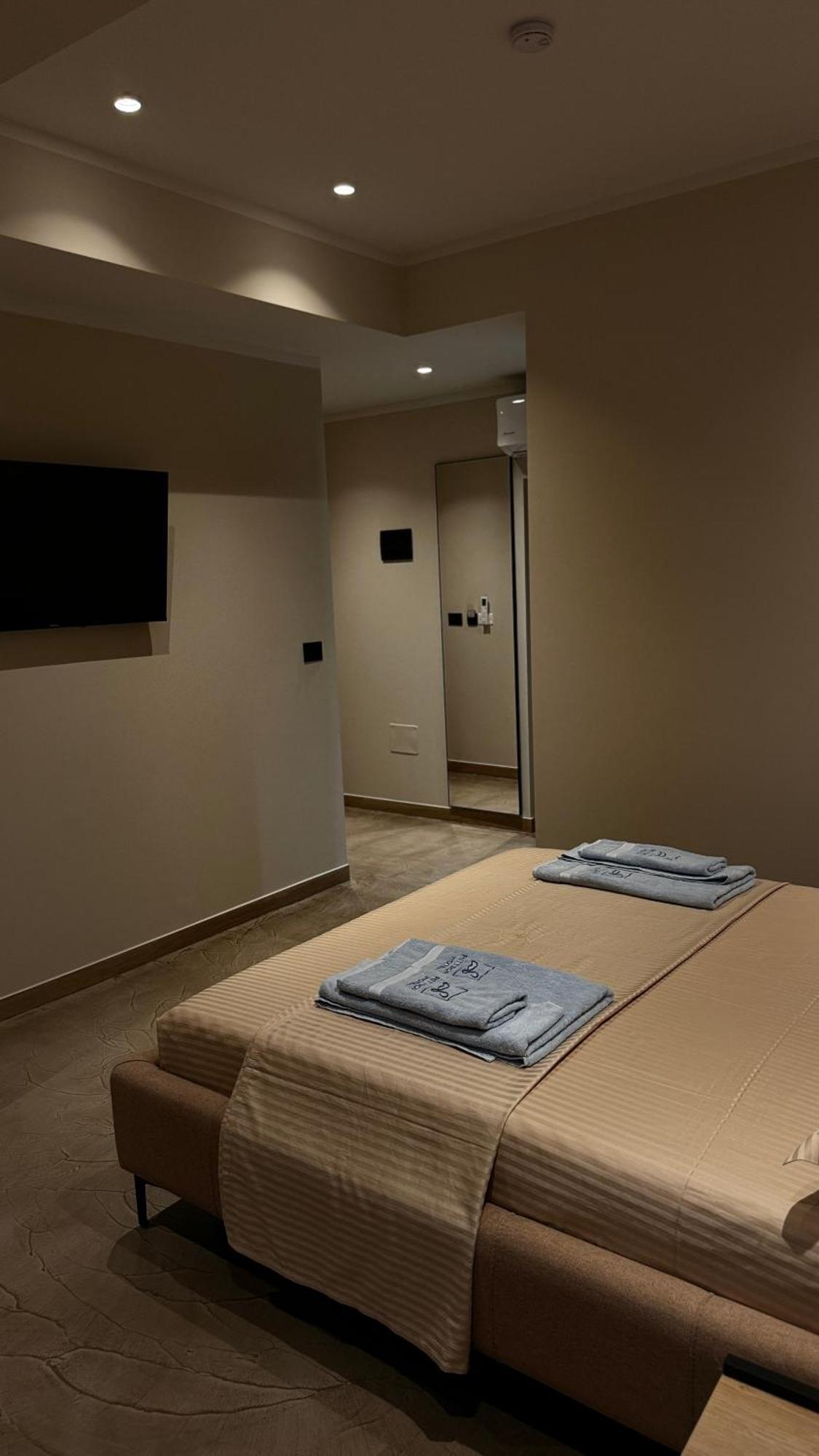 Ritson Hotel Vlorë 외부 사진