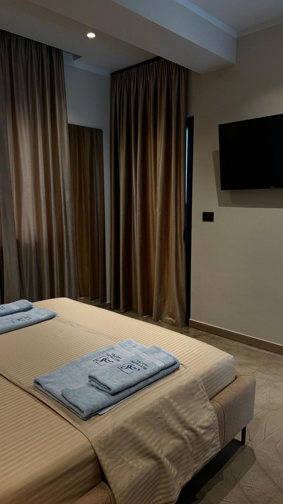 Ritson Hotel Vlorë 외부 사진