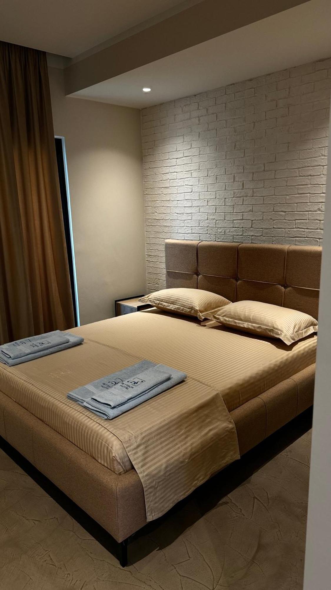 Ritson Hotel Vlorë 외부 사진